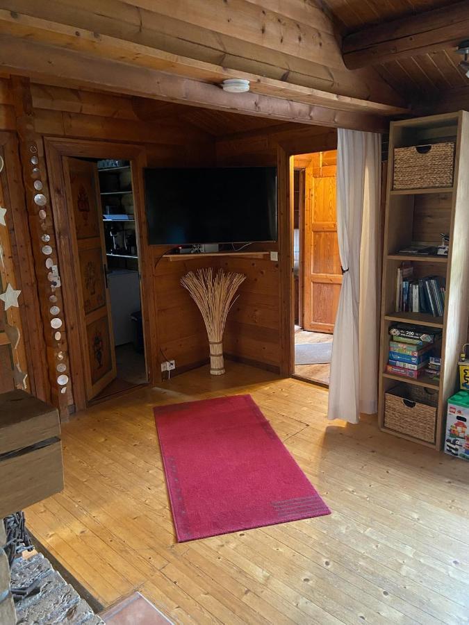 Blockhaus Ferienzauber Villa Bromskirchen Buitenkant foto
