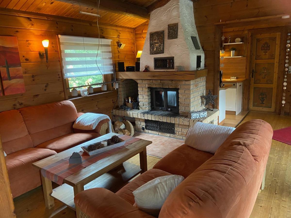 Blockhaus Ferienzauber Villa Bromskirchen Buitenkant foto